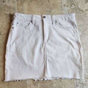 R7  Jones New York mini denim skirt